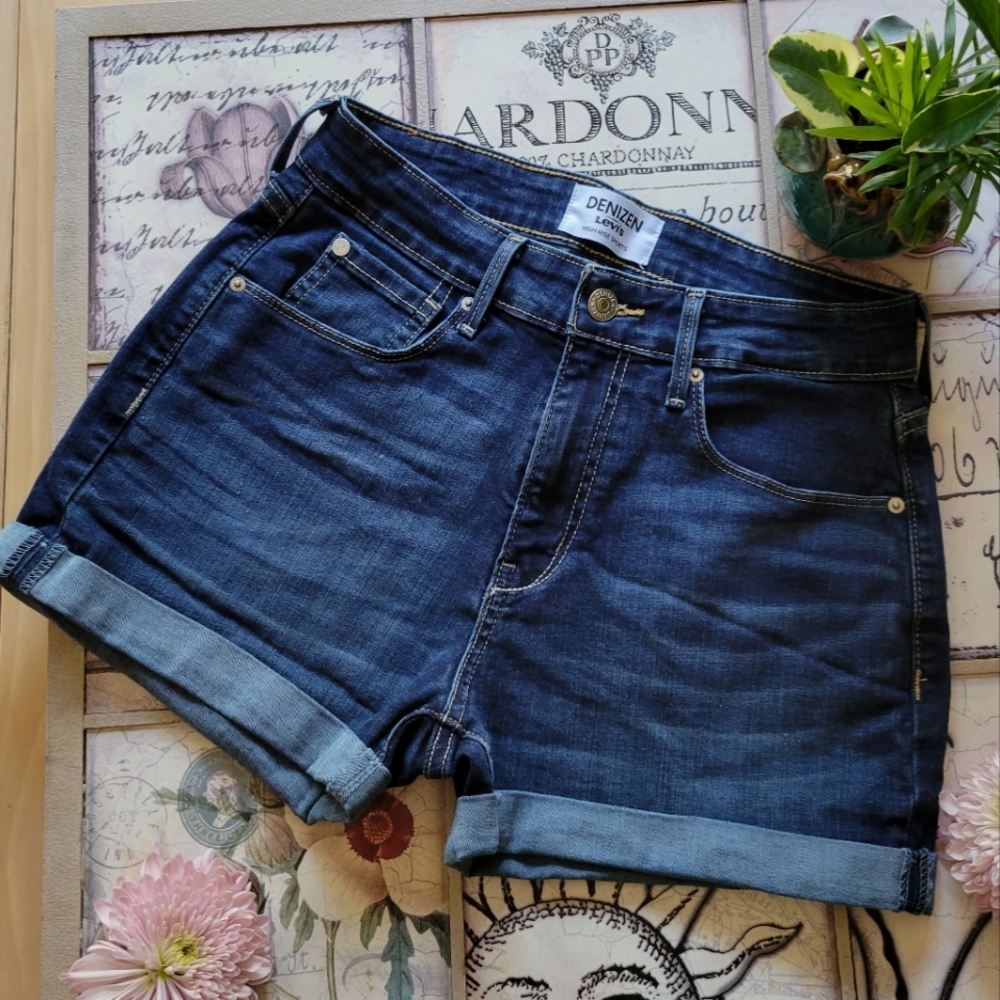 Denizen Levi's High Rise Dark Wash Jean Shorts - Picture 2 of 7